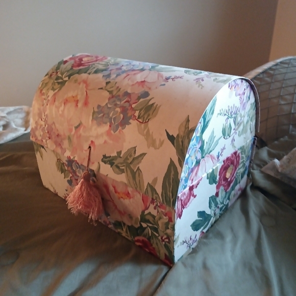 Real Vintage 80's Huge Dome Flower Jewelry Box Storage Organizer Y2K Christmas - Picture 1 of 6